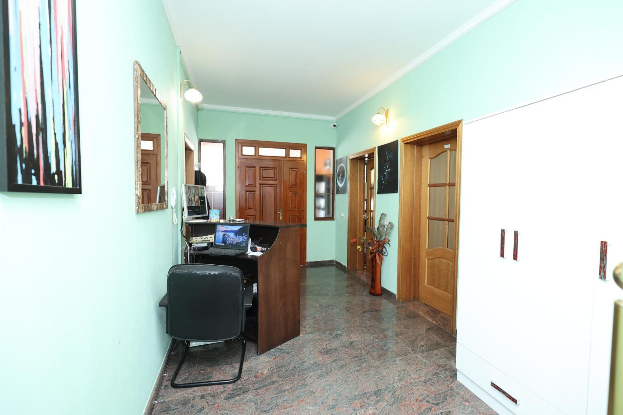 Hostel Osho Tirana Kültér fotó