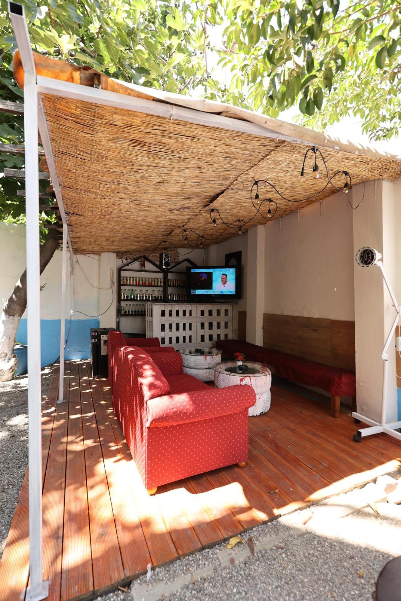 Hostel Osho Tirana Kültér fotó