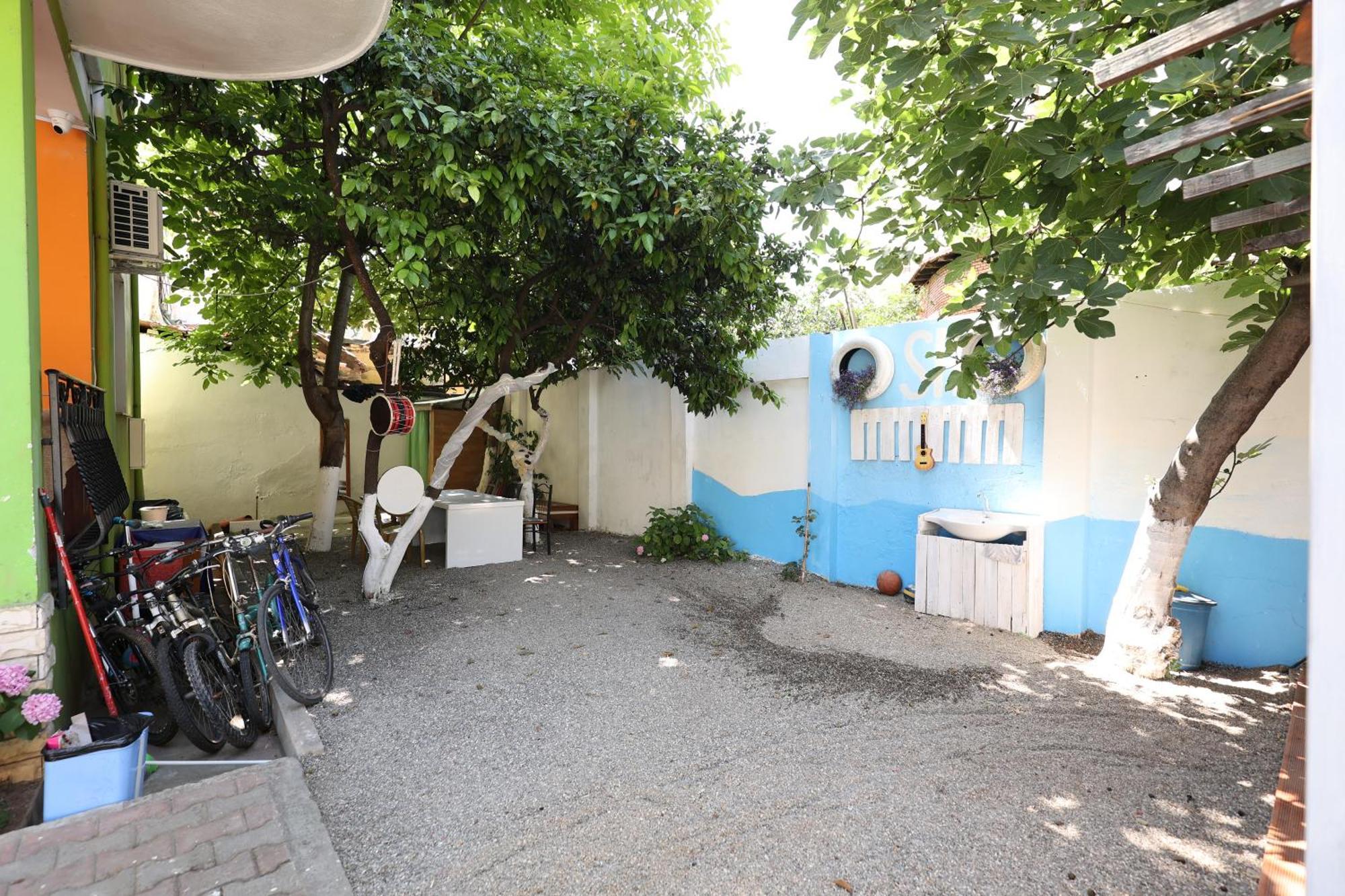 Hostel Osho Tirana Kültér fotó
