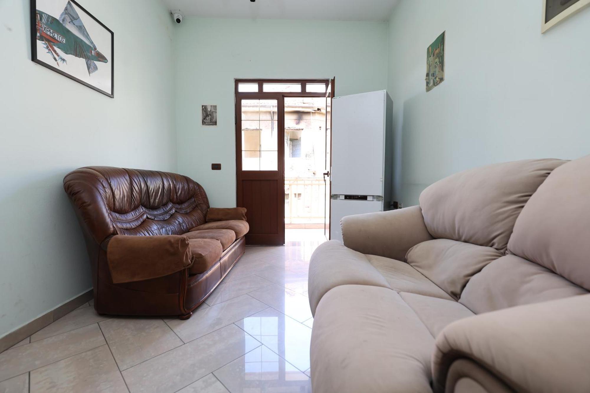 Hostel Osho Tirana Kültér fotó