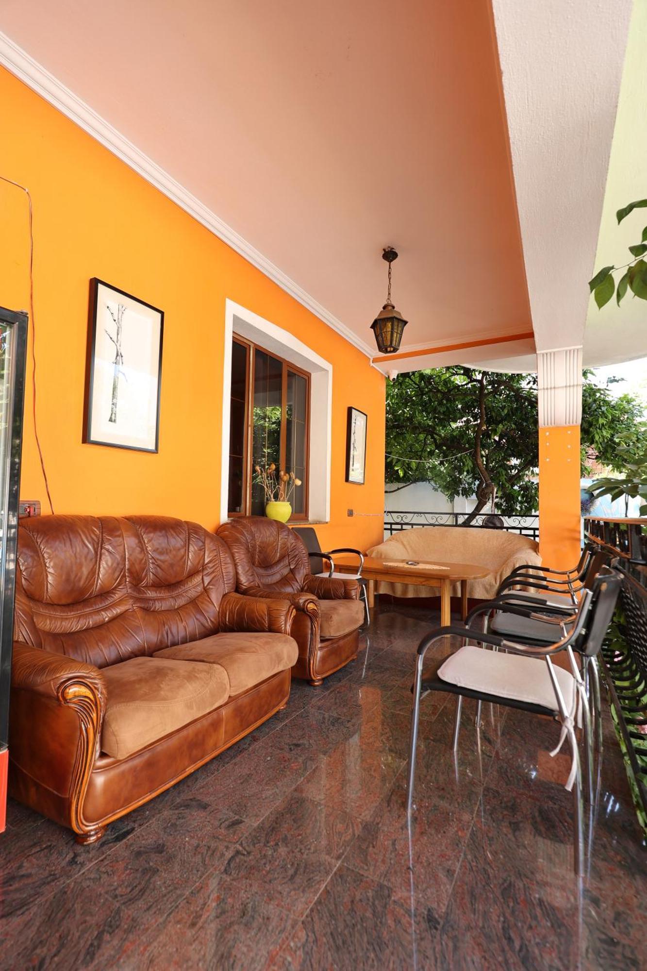 Hostel Osho Tirana Kültér fotó