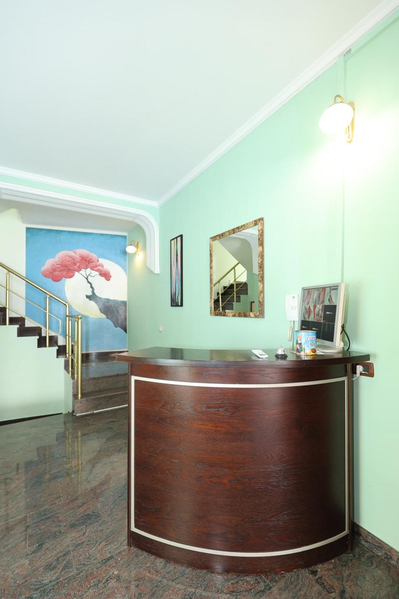 Hostel Osho Tirana Kültér fotó
