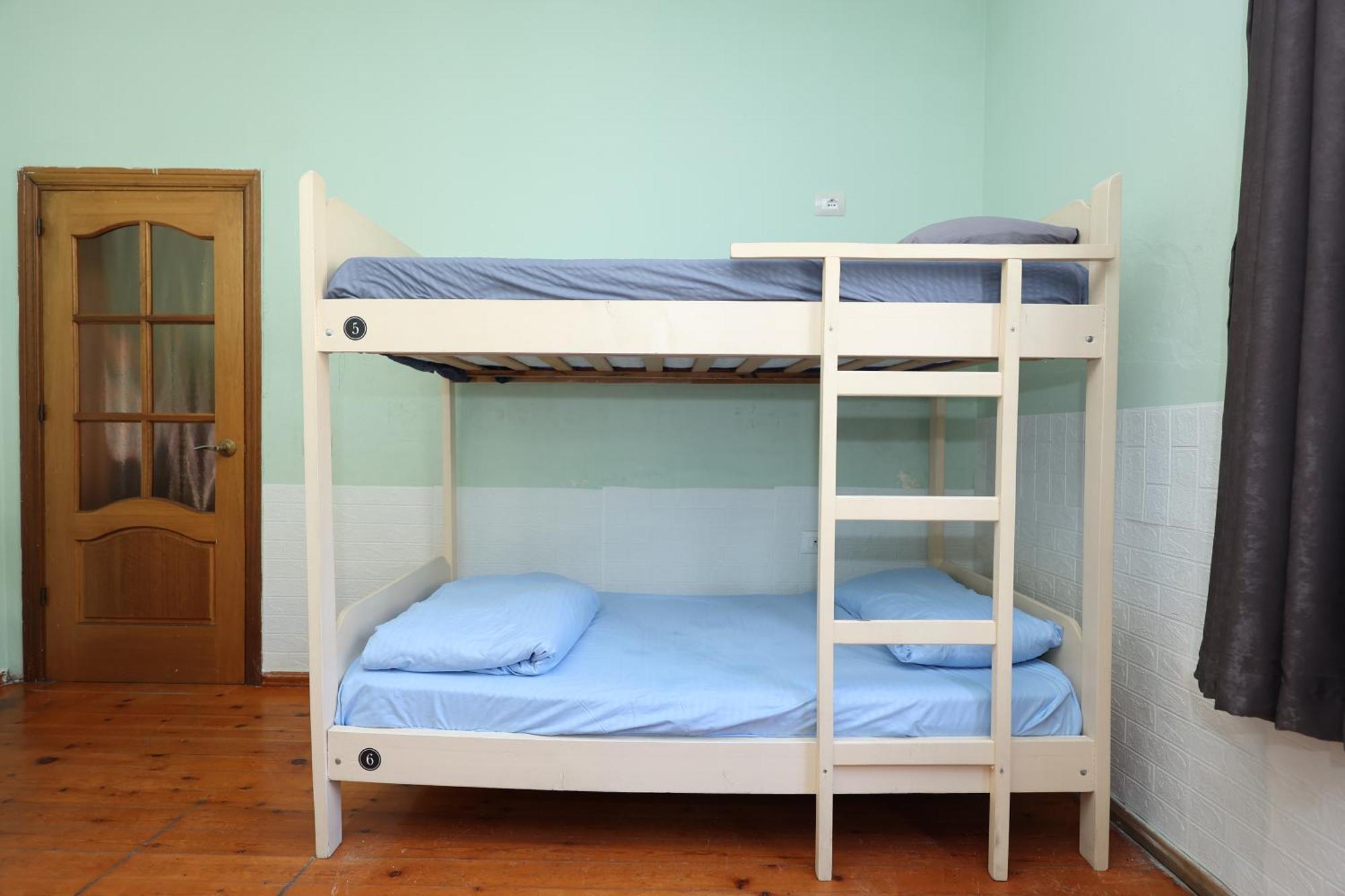 Hostel Osho Tirana Kültér fotó